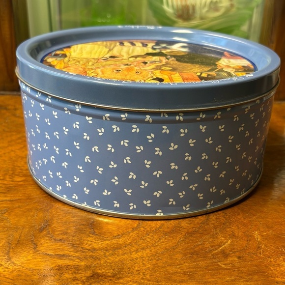 Vintage 1981 Michael Hague tin featuring Hans Christian Andersen’s Thumbelina - Picture 5 of 10